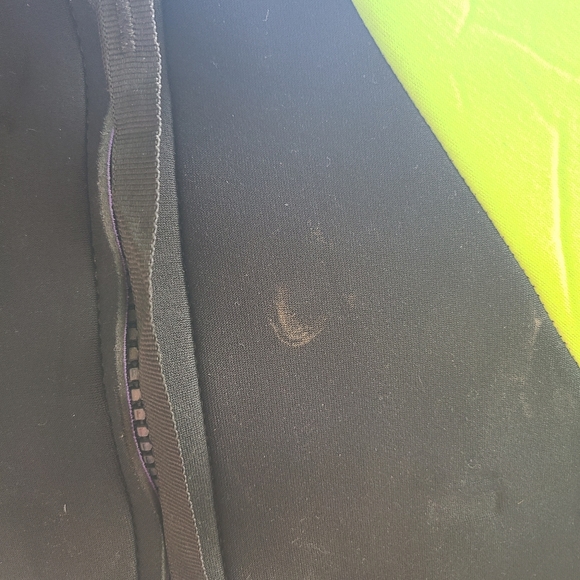 Wetsuit - Picture 5 of 5